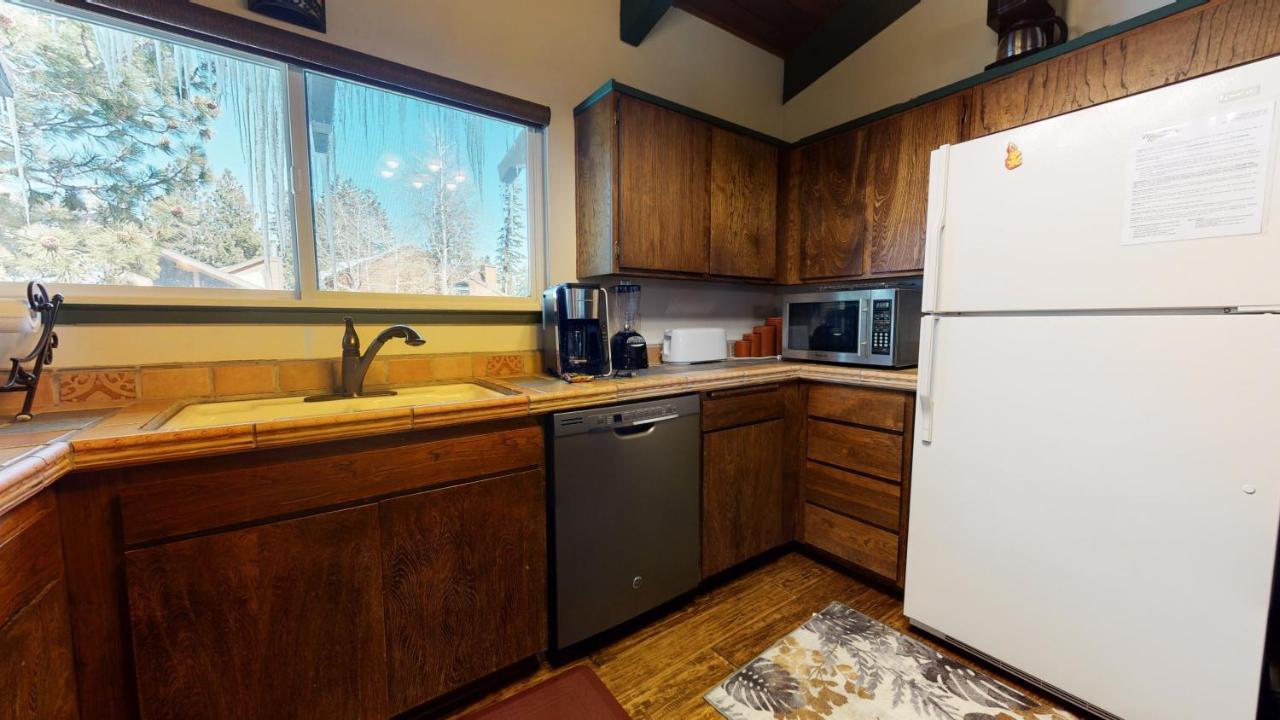 2 Bedroom At Mammoth Estates - Near Mammoth Village! *