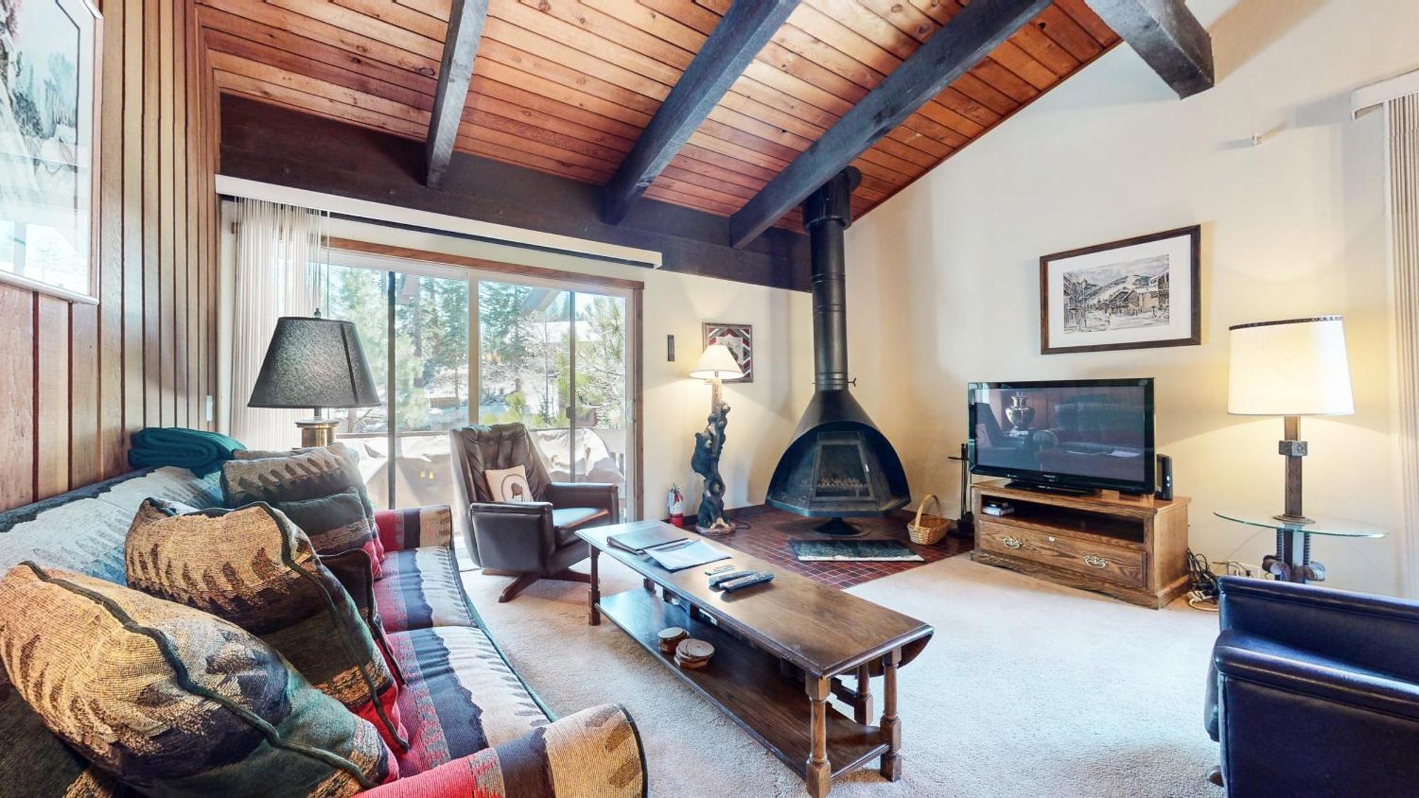 2 Bedroom At Mammoth Estates - Near Mammoth Village! Appartamento *