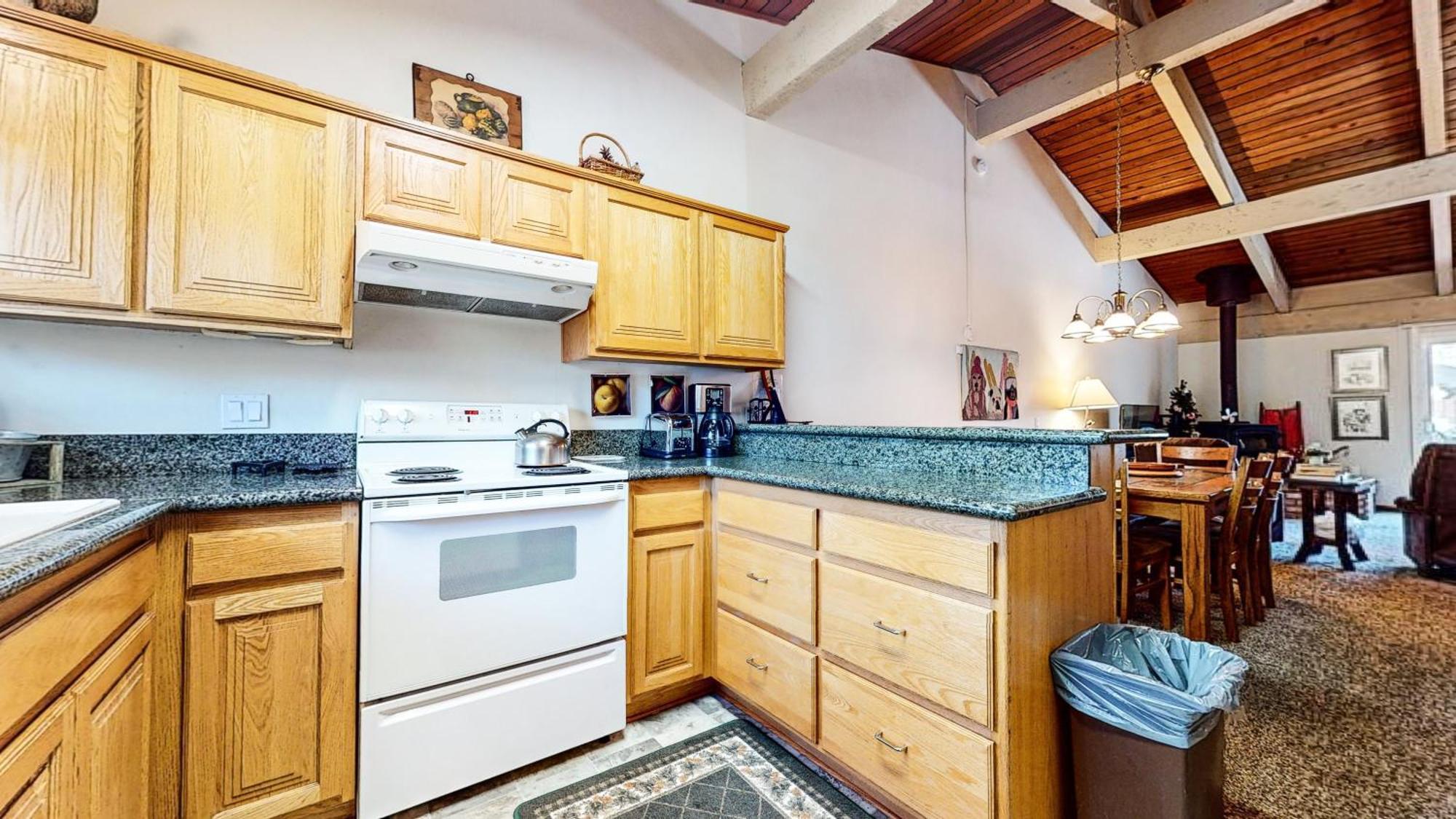 2 Bedroom At Mammoth Estates - Near Mammoth Village! Mammoth Lakes