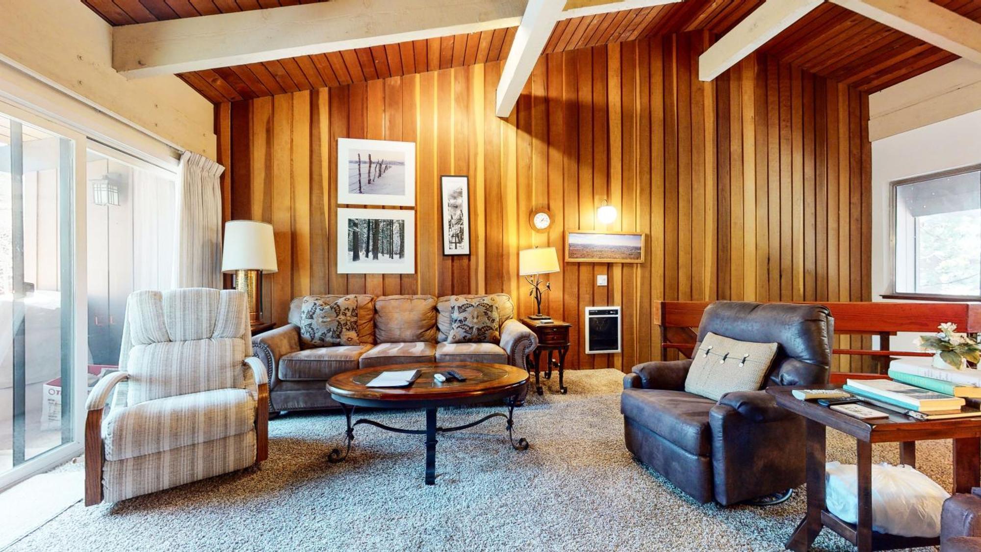 2 Bedroom At Mammoth Estates - Near Mammoth Village! Appartamento