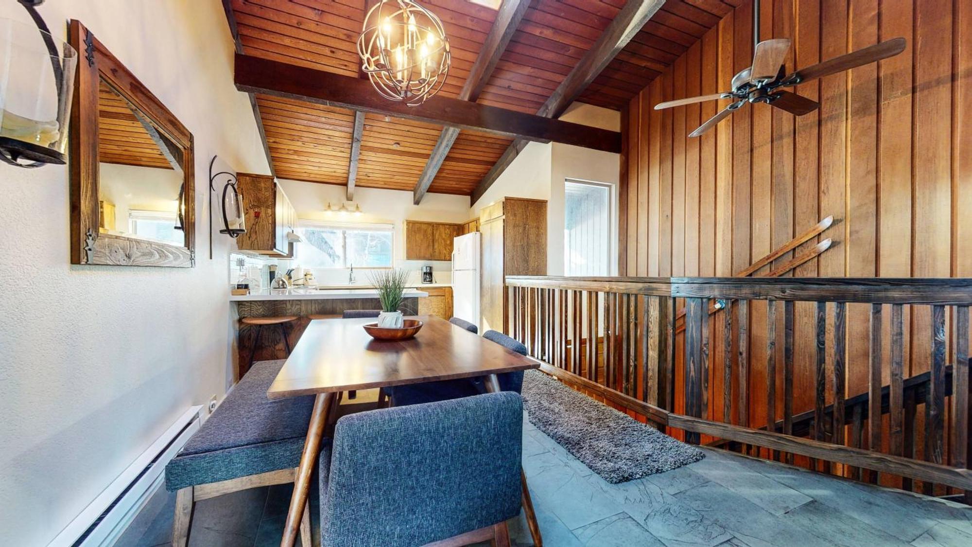 2 Bedroom At Mammoth Estates - Near Mammoth Village! Mammoth Lakes