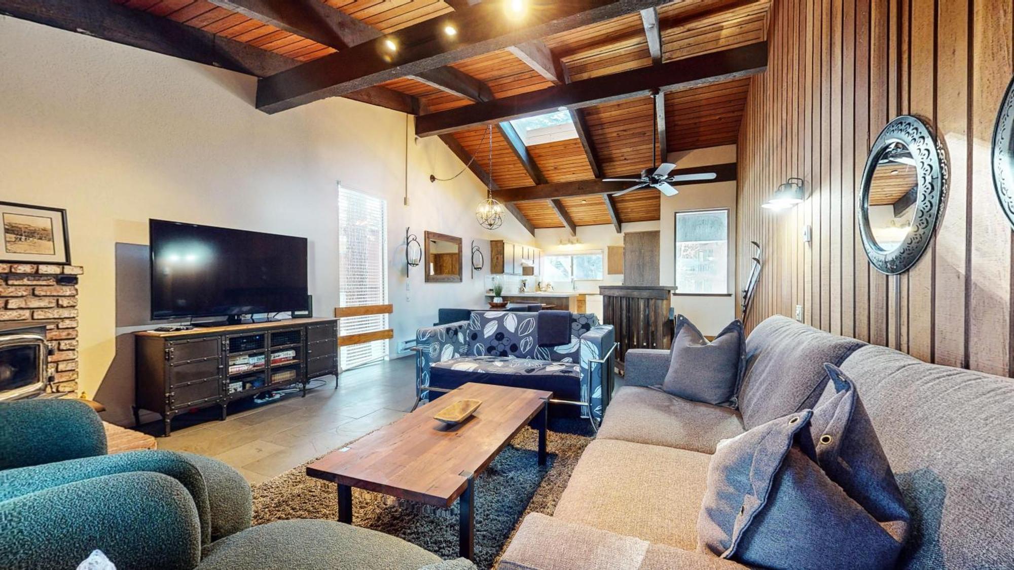 2 Bedroom At Mammoth Estates - Near Mammoth Village! Appartamento
